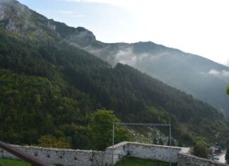 Bay of Aivan Serai Historical Monuments